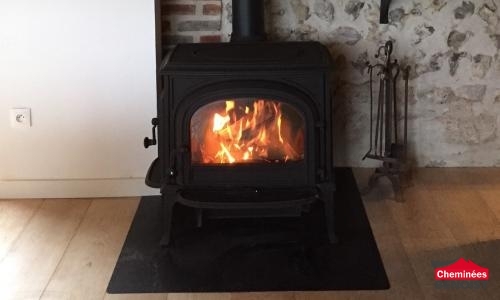 Installation d'un poêle à bois Jotul F500 à Bonneville la Louvet