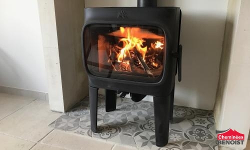 Pose d'un poêle à bois au Fresne Camilly