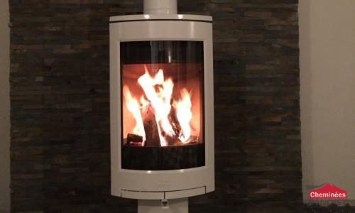 Pose d'un poêle à bois Jotul 373 à Amaye-Orne