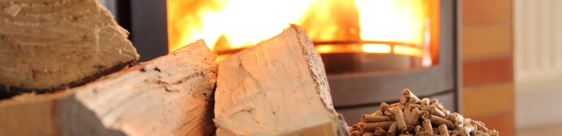 Pose d'une cheminée à bois-bûche Slimfocus à Villons les buissons.