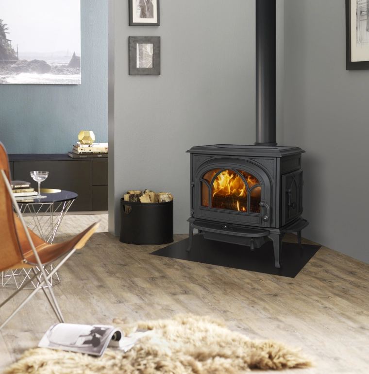 Poêle à bois écologique : le Jotul F500