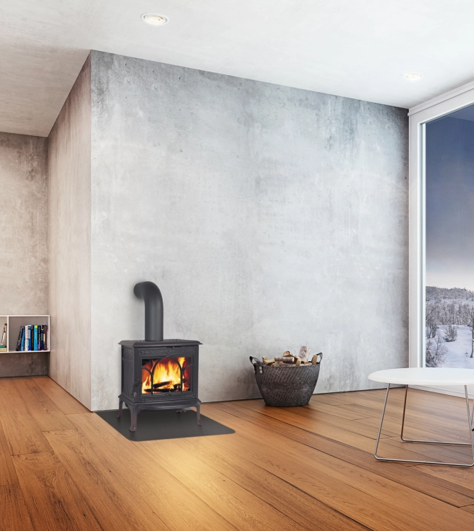 Poêle à bois Jotul F100 : compact et puissant