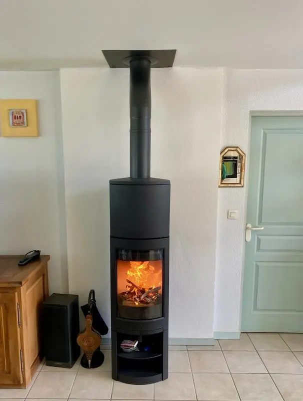 Aménagement d'un poêle à bois F371 V2 Jotul à Hérouville St Clair