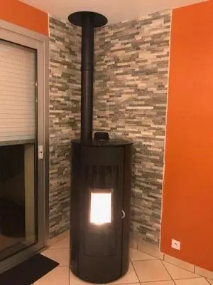 Réalisation d'un poêle Jotul PF920 à granulé proche de Caen