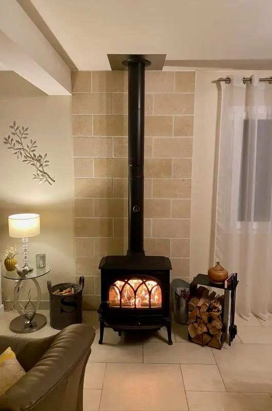 Réalisation d'un poêle F400 Jotul à Giberville