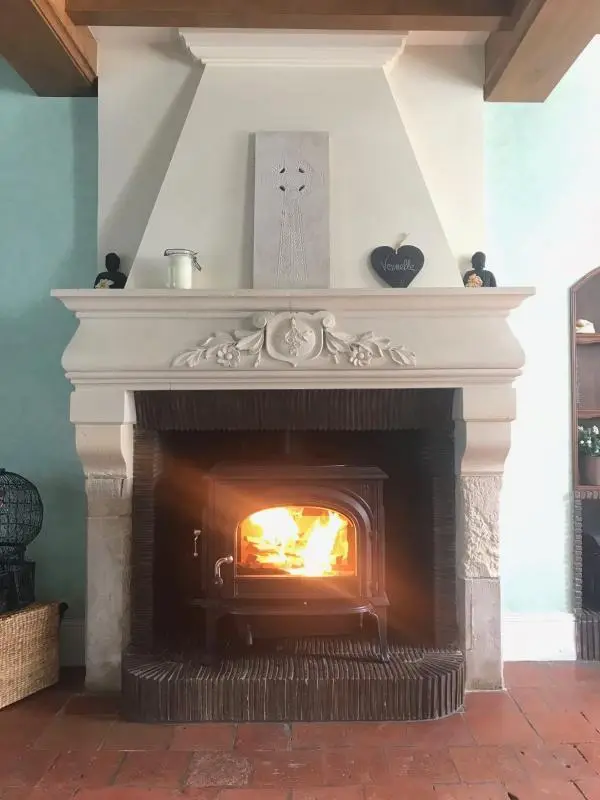 Installation d'un poêle à bois Jotul F500 à Bretteville sur Odon