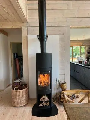 Aménagement d'un poêle à bois Jotul 